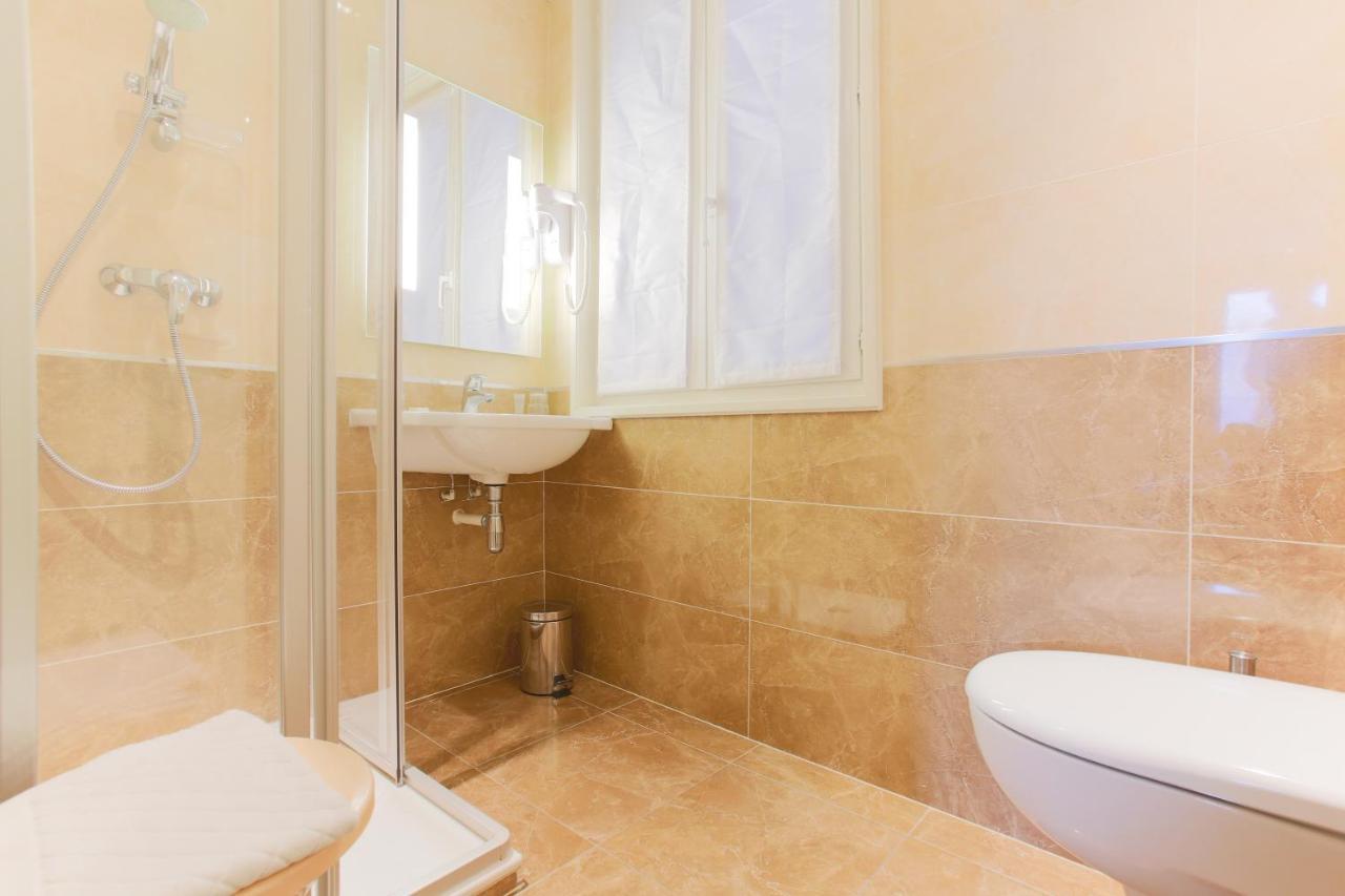 Bellevue Saint-lazare Hotel